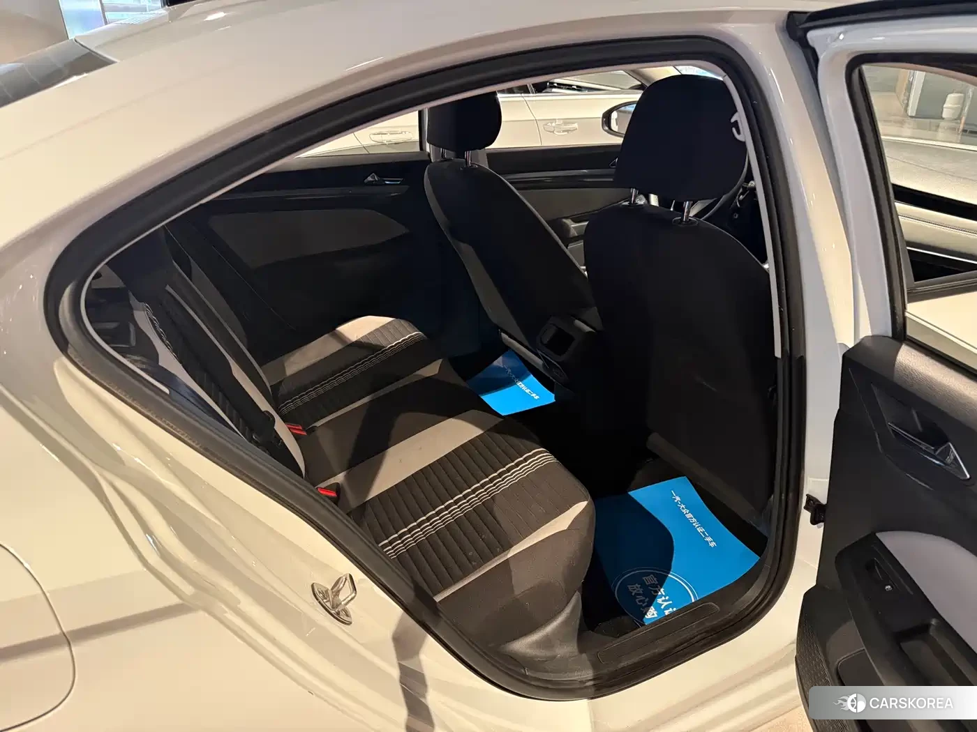Volkswagen Bora id 4570475 из Китая 14