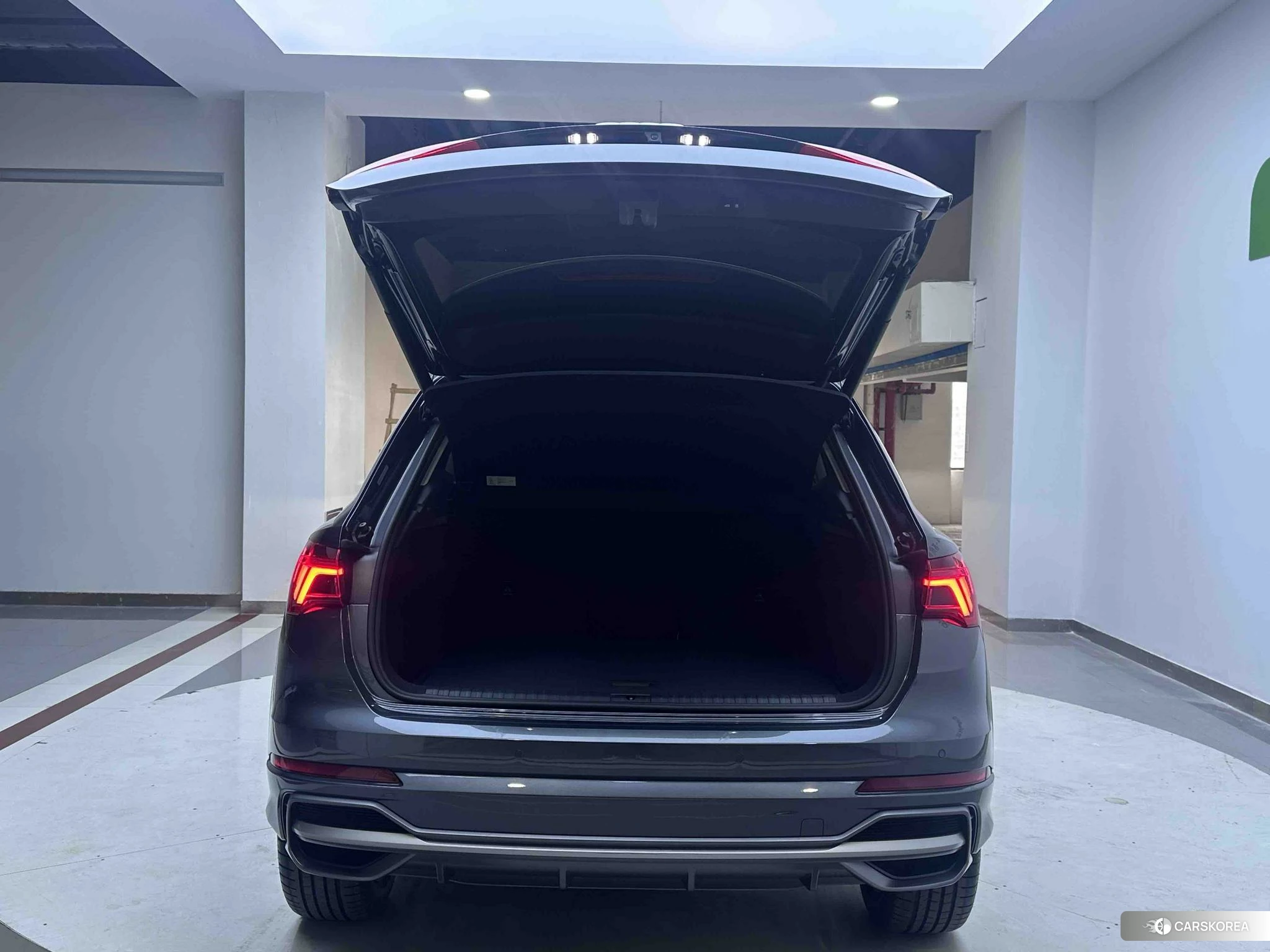 Audi Q3 id 4512601 из Китая 17