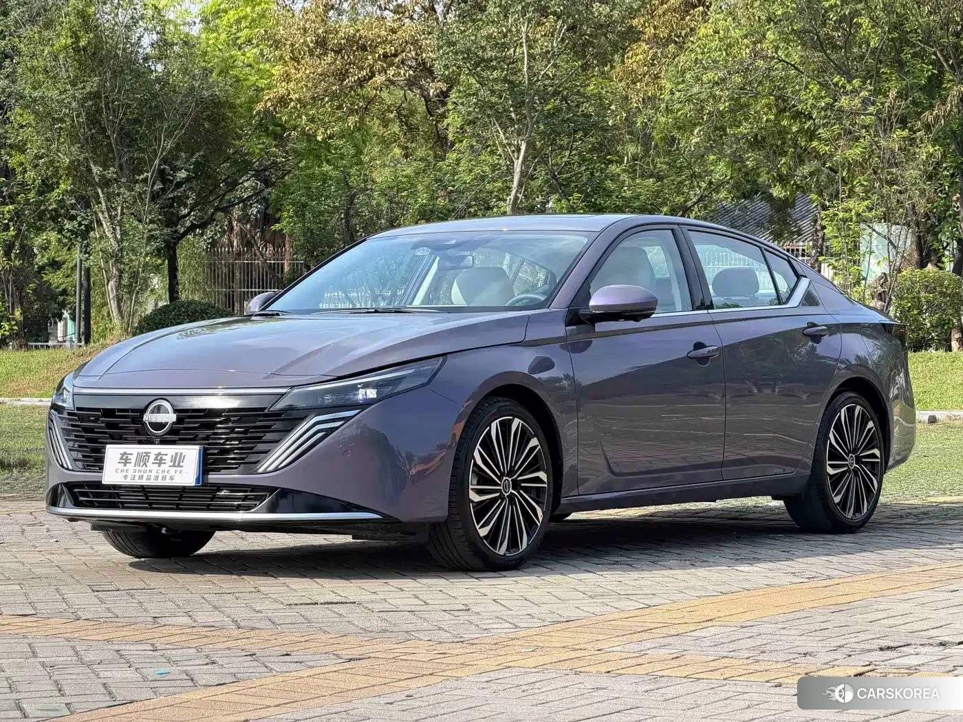 Nissan Altima id 4545896 из Китая 29