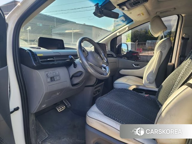 Hyundai Staria id 4298752 из Кореи 14