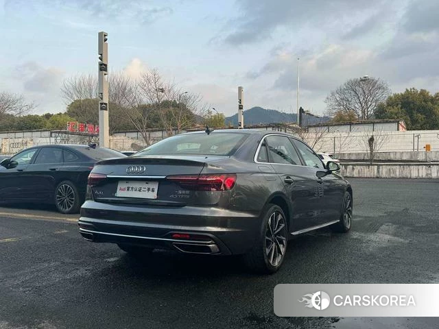 Audi A4L id 4272812 из Китая 21