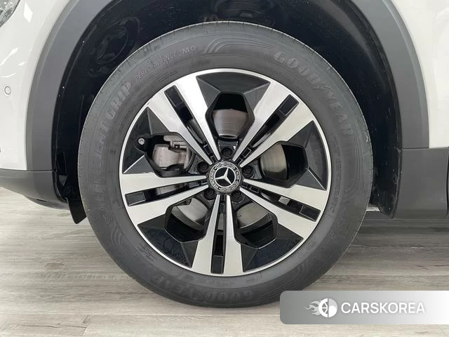 Mercedes-Benz GLB id 4255867 из Китая 27