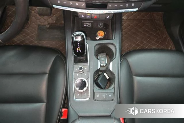Cadillac XT4 id 4210005 из Китая 15