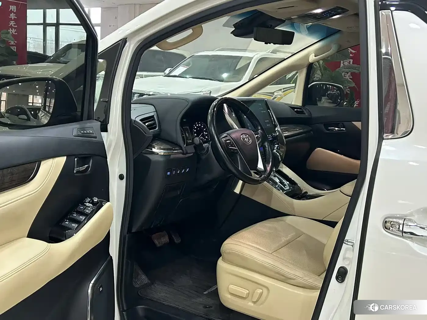 Toyota Wilfa id 4577877 из Китая 8