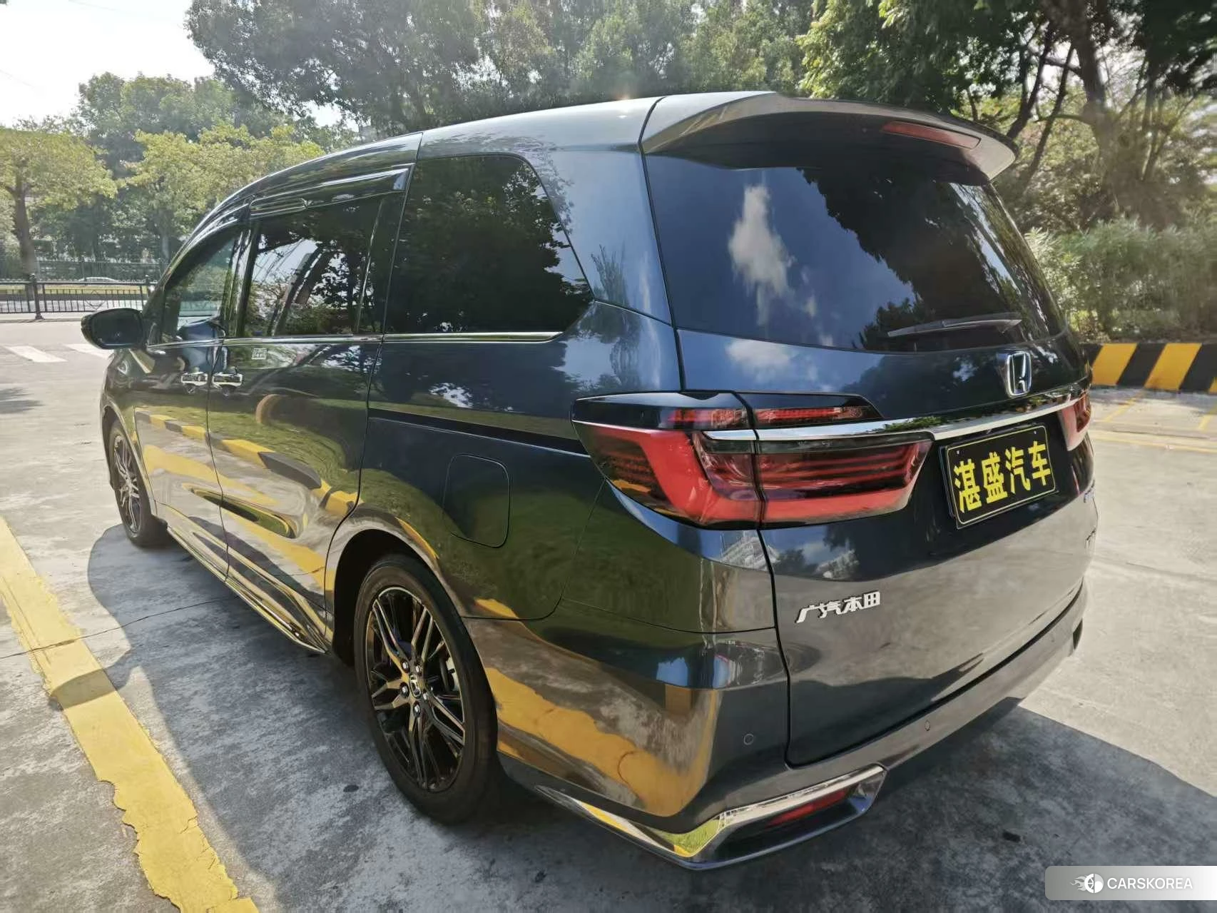 Honda Odyssey id 4510992 из Китая 12