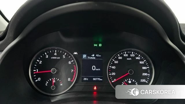 Kia Stonic id 3955699 из Кореи 18