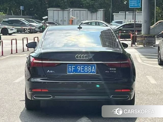 Audi A6L id 4258123 из Китая 8