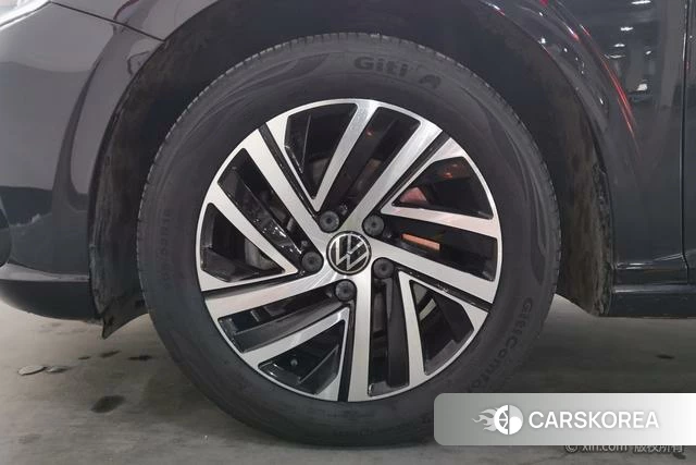 Volkswagen Lavida id 4279255 из Китая 22