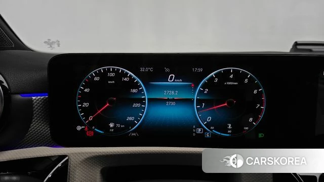 Mercedes-Benz A-Class W177 id 4529279 из Кореи 32