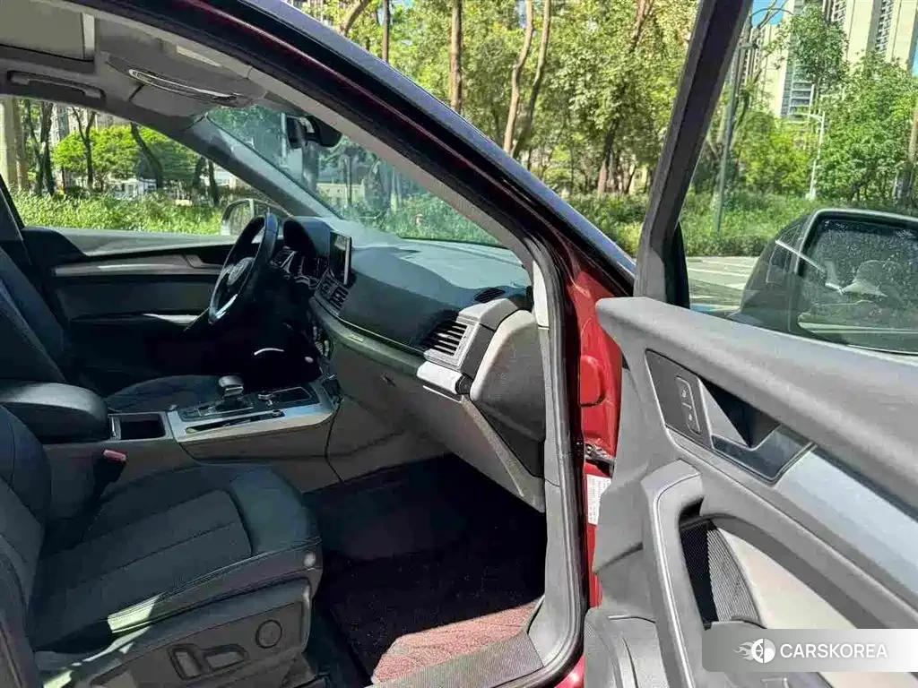Audi Q5L id 4539485 из Китая 8