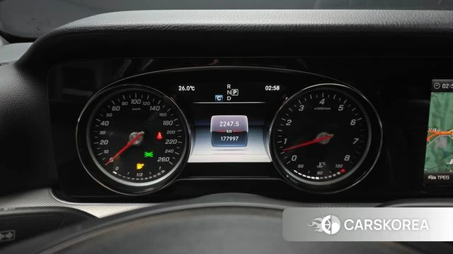 Mercedes-Benz E-Class W213 id 4536608 из Кореи 18