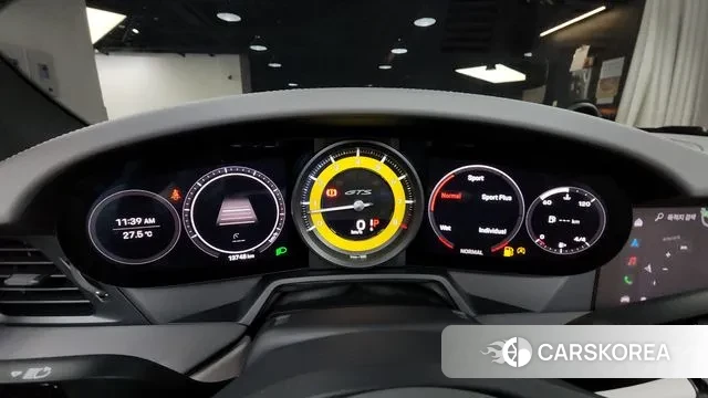 Porsche 911(992) id 3058889 из Кореи 18