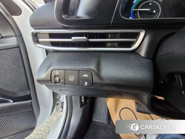 Hyundai Avante Hybrid (CN7) id 4202443 из Кореи 10