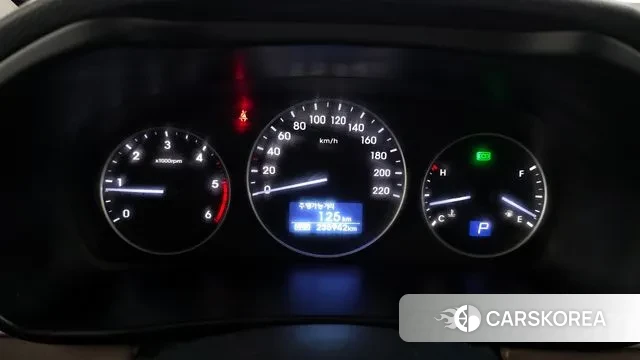 Hyundai The New Grand Starex id 3391751 из Кореи 18