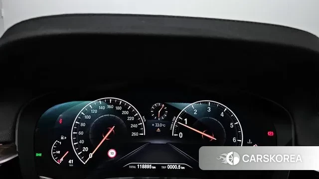 BMW 5 Series (G30) id 2976800 из Кореи 18