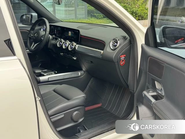 Mercedes-Benz GLB id 4210329 из Китая 21