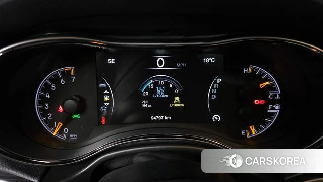 Jeep Grand Cherokee id 4224886 из Кореи 31