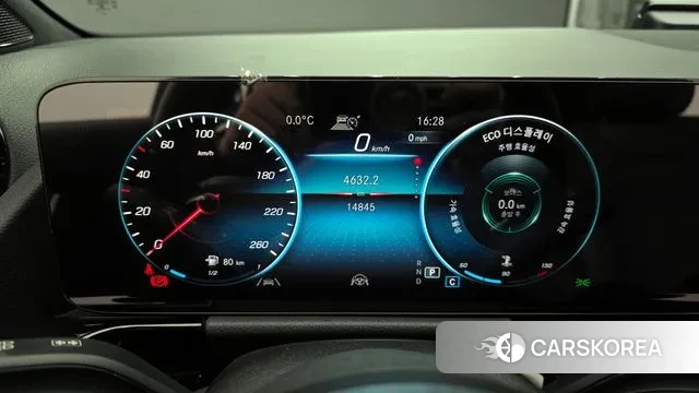 Mercedes-Benz GLA - Class H247 id 3533981 из Кореи 18