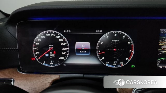 Mercedes-Benz E-Class W213 id 4562981 из Кореи 35