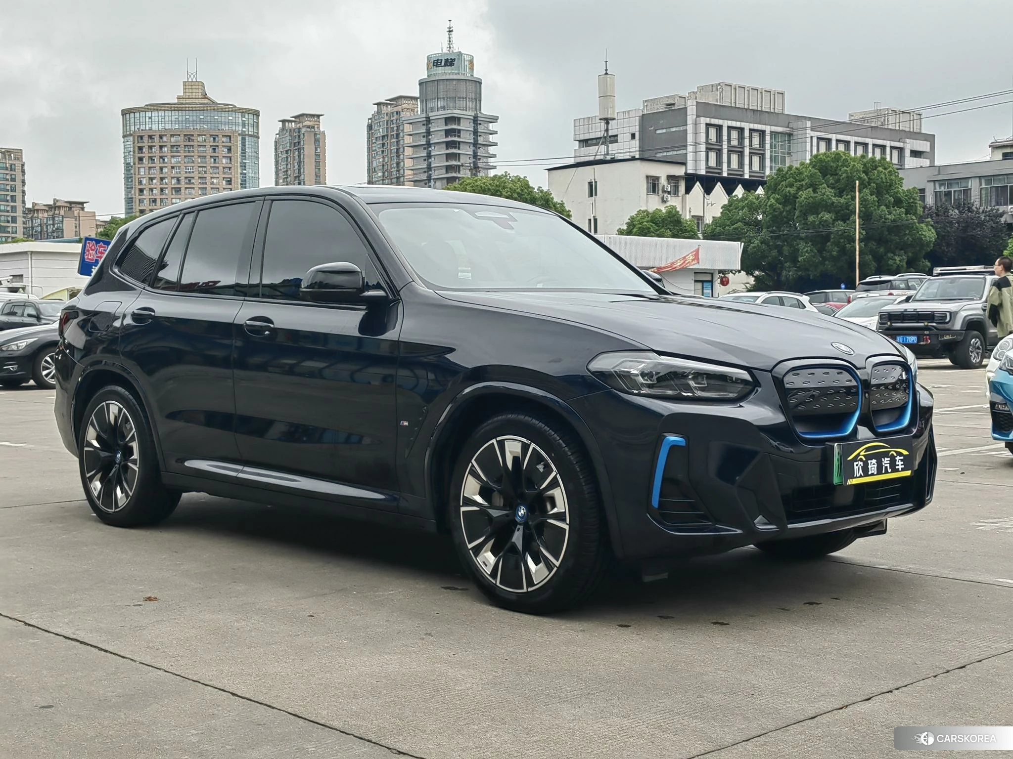 BMW iX3 id 4455296 из Китая 11