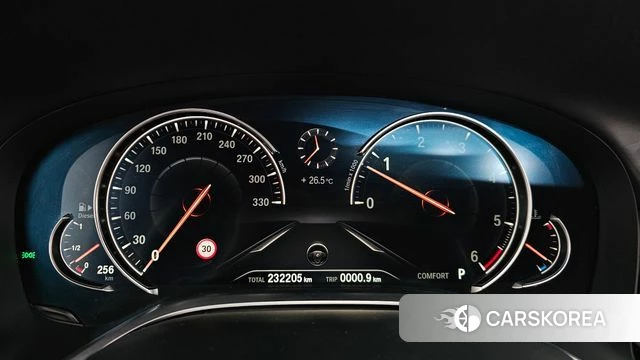 BMW 7 Series (G11) id 3942824 из Кореи 18