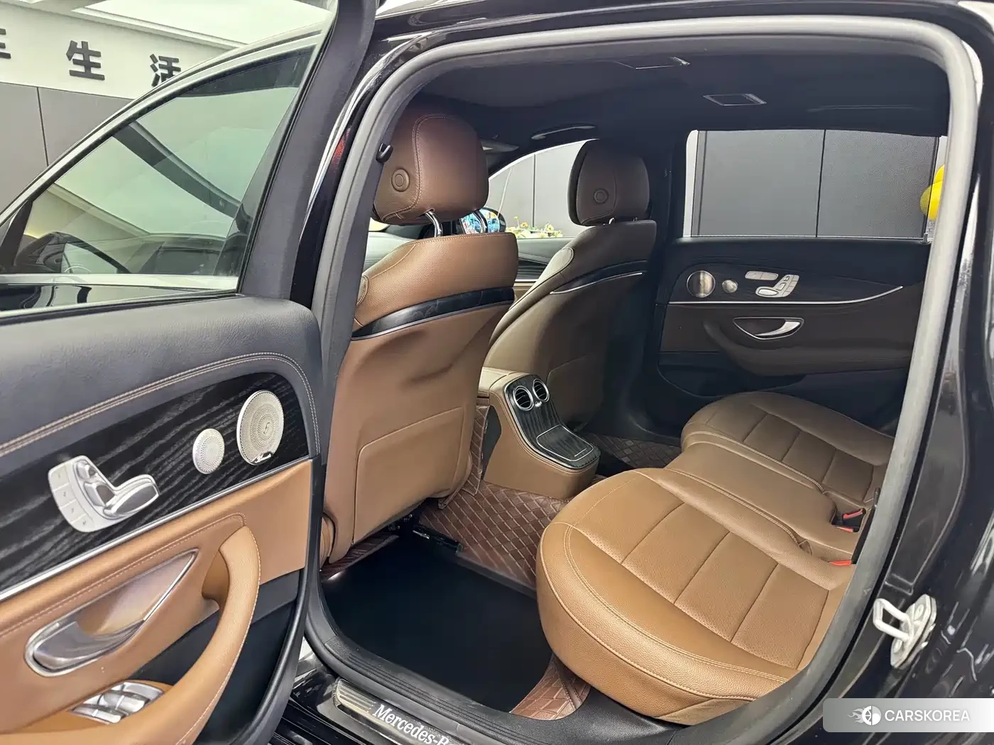 Mercedes-Benz E-Class id 4559594 из Китая 12