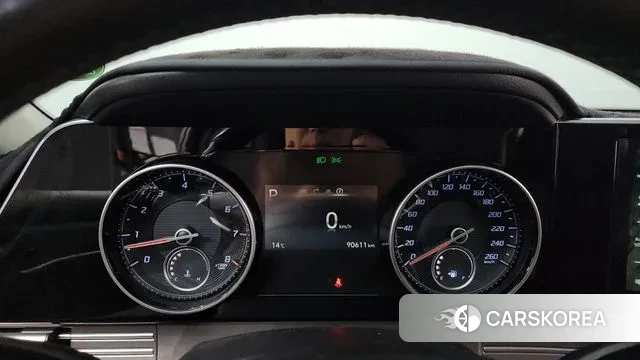 Hyundai The New Grandeur IG id 3319091 из Кореи 18