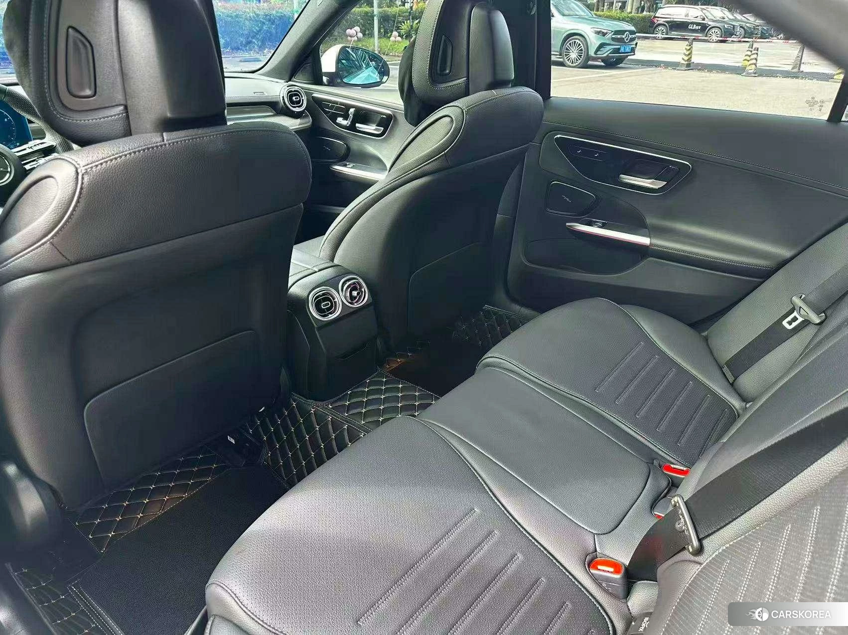Mercedes-Benz Class C id 4420382 из Китая 17