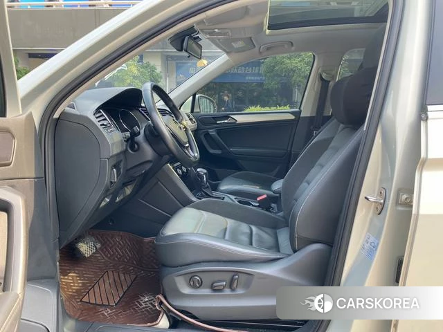 Volkswagen Tiguan L id 4254663 из Китая 8