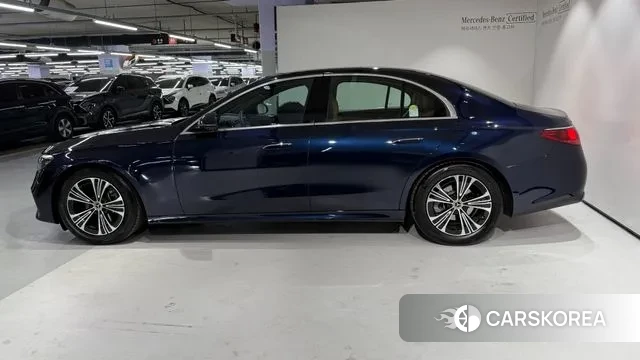 Mercedes-Benz E-Class W214 id 3477328 из Кореи 18