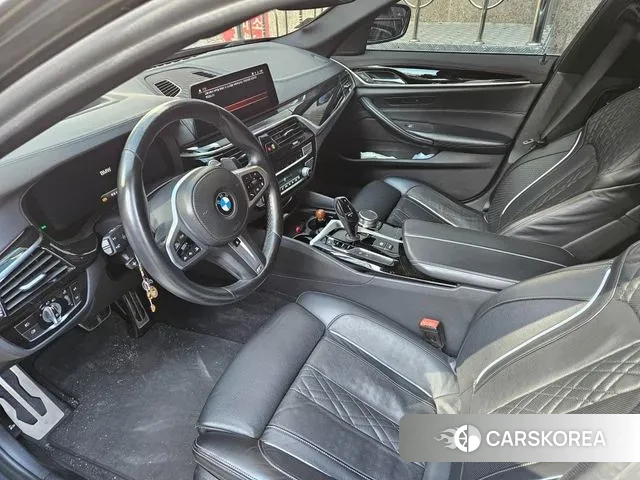 BMW 5 Series (G30) id 3454508 из Кореи 9