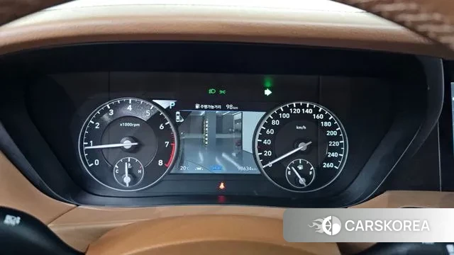 Genesis G90 id 3268941 из Кореи 18