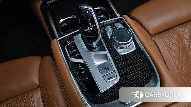 BMW 7 Series (G11) id 3940946 из Кореи 18