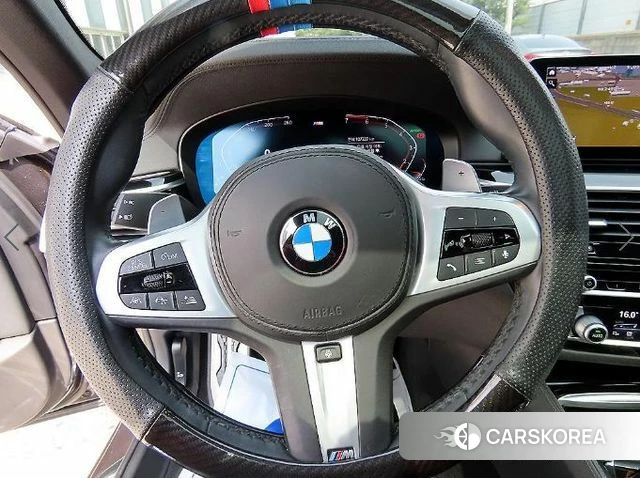 BMW 5 Series (G30) id 3885681 из Кореи 18