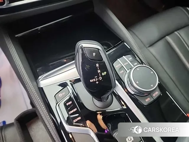 BMW 5 Series (G30) id 3464365 из Кореи 18