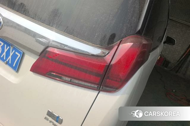 Toyota Elfa id 4261890 из Китая 15