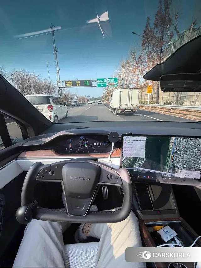 Tesla Model X id 3467517 из Кореи 11
