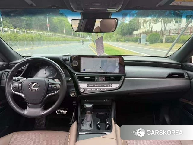 Lexus ES id 4314269 из Китая 15