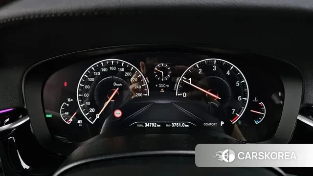 BMW 5 Series (G30) id 2902747 из Кореи 18