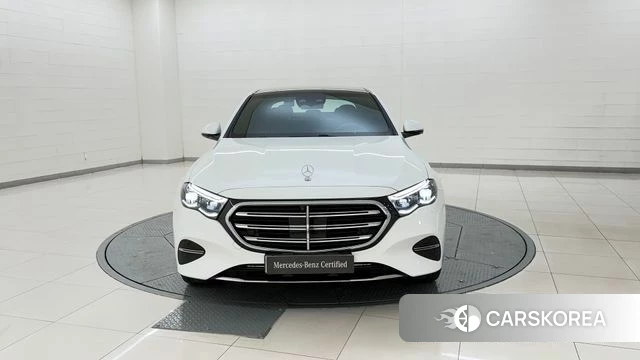 Mercedes-Benz E-Class W214 id 4291758 из Кореи 18