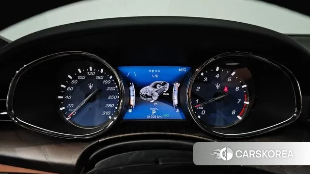 Maserati Quattroporte id 3275207 из Кореи 18