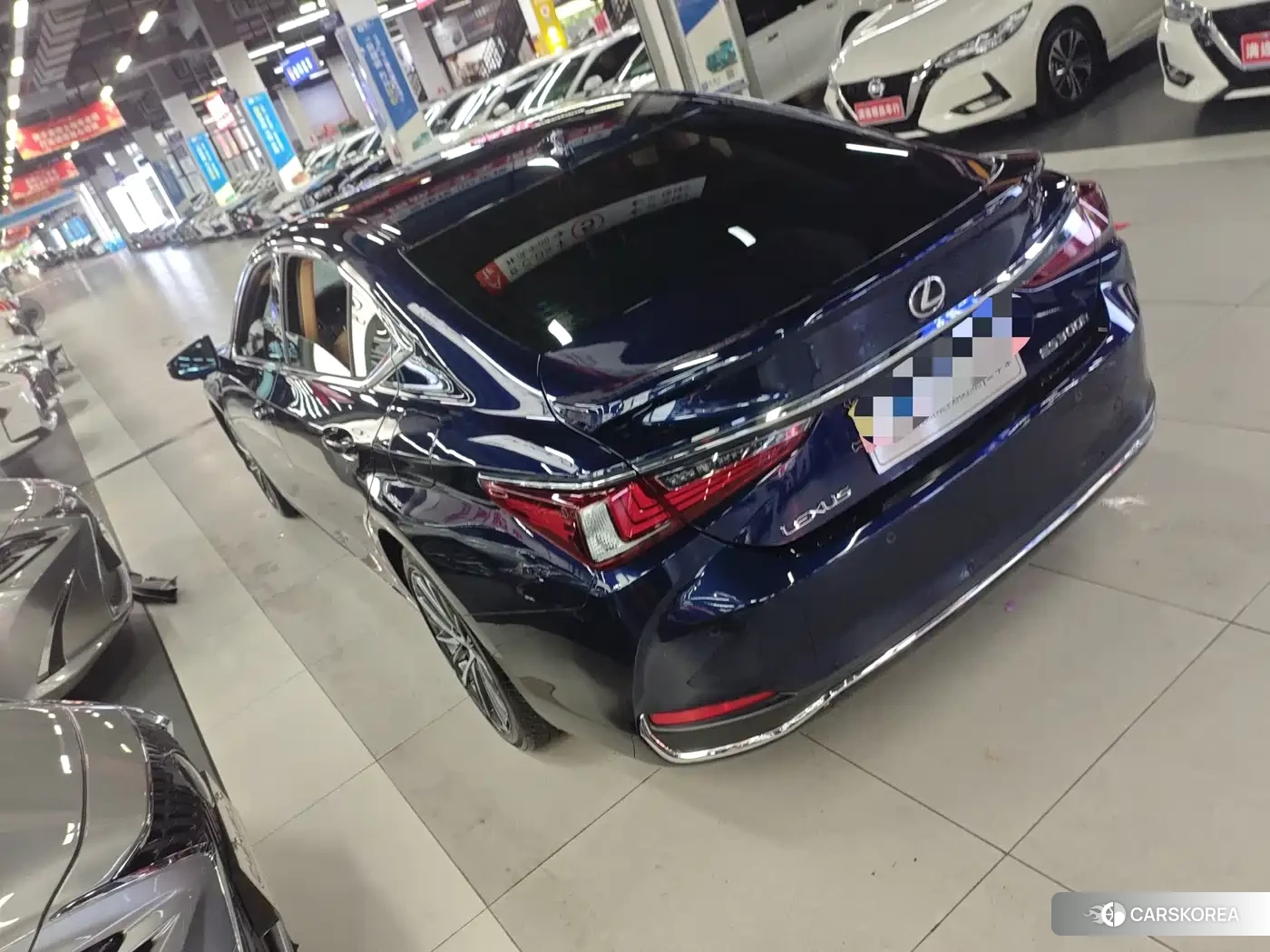 Lexus ES id 4655055 из Китая 8