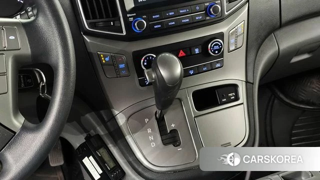 Hyundai The New Grand Starex id 3843099 из Кореи 18