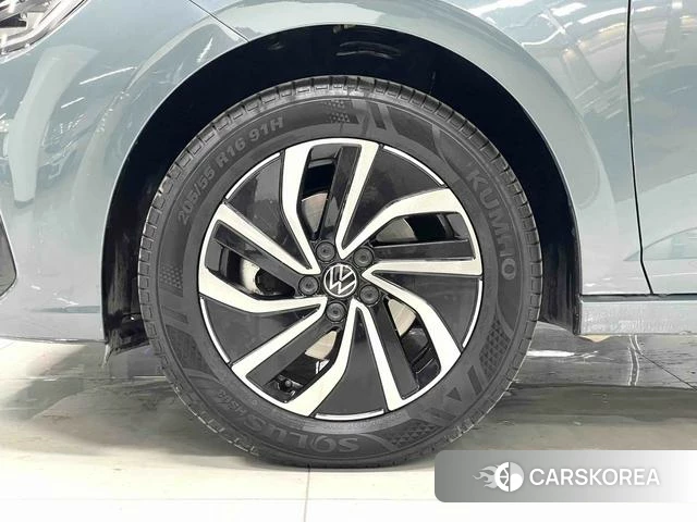 Volkswagen Lavida id 4236497 из Китая 16