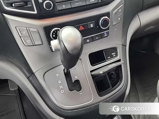 Hyundai The New Grand Starex id 3661599 из Кореи 16