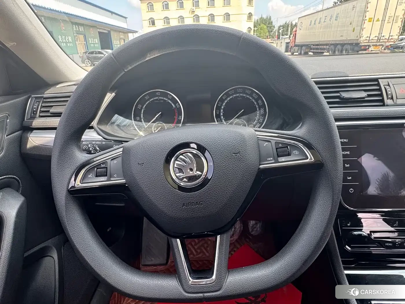 Skoda Superb id 4629578 из Китая 18