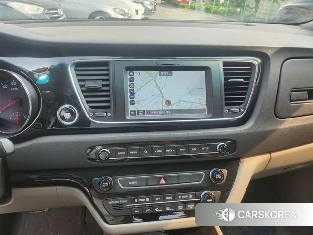 Kia All New Carnival id 4363567 из Кореи 10