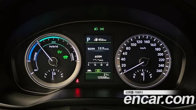 Hyundai Grandeur IG Hybrid id 2540789 из Кореи 18