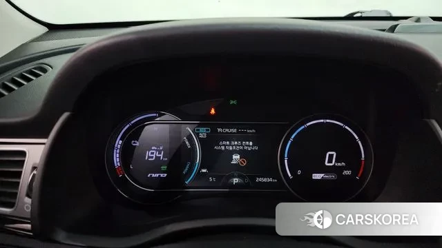 Kia Niro EV id 3754175 из Кореи 18