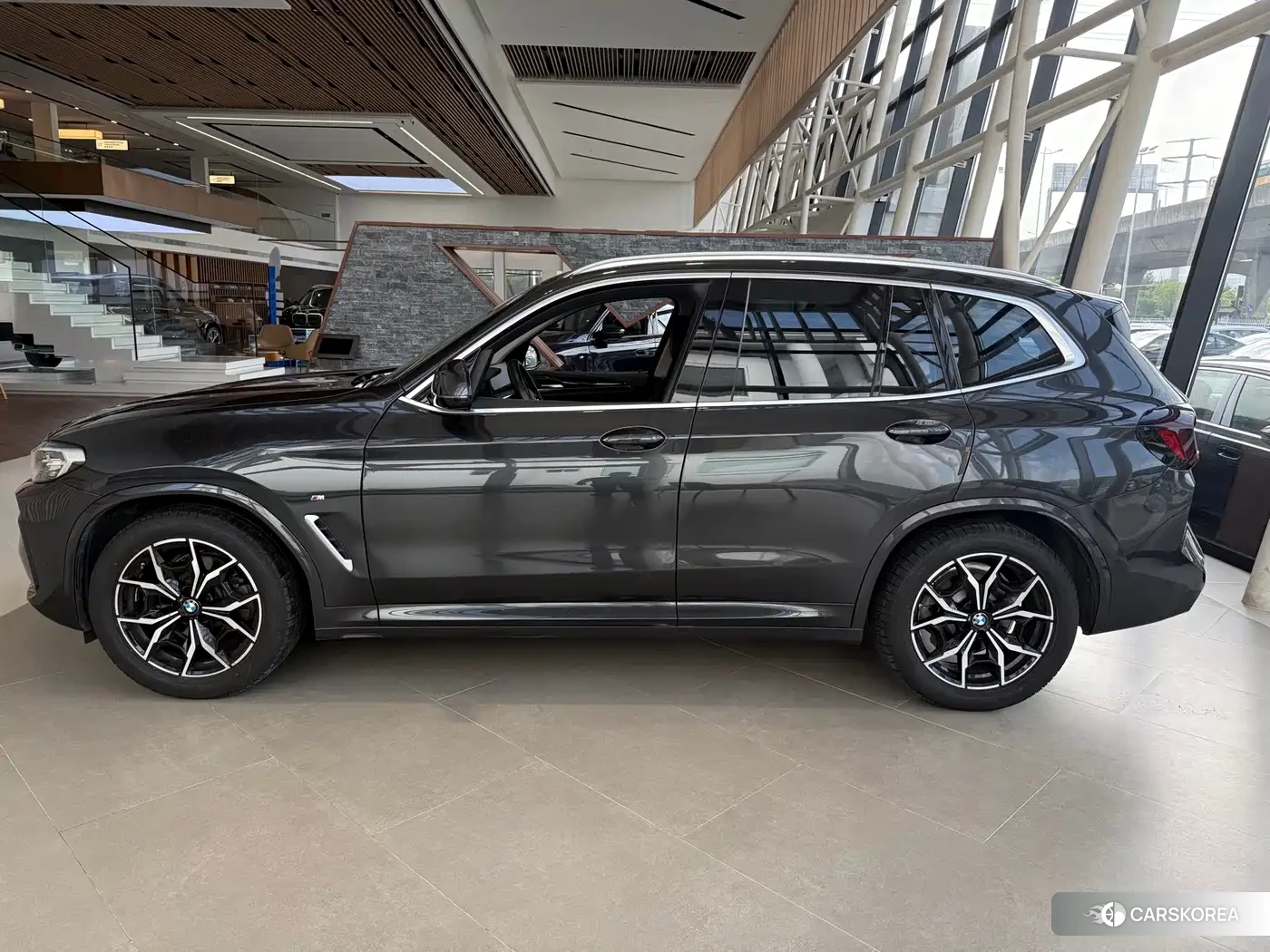 BMW X3 id 4628968 из Китая 12